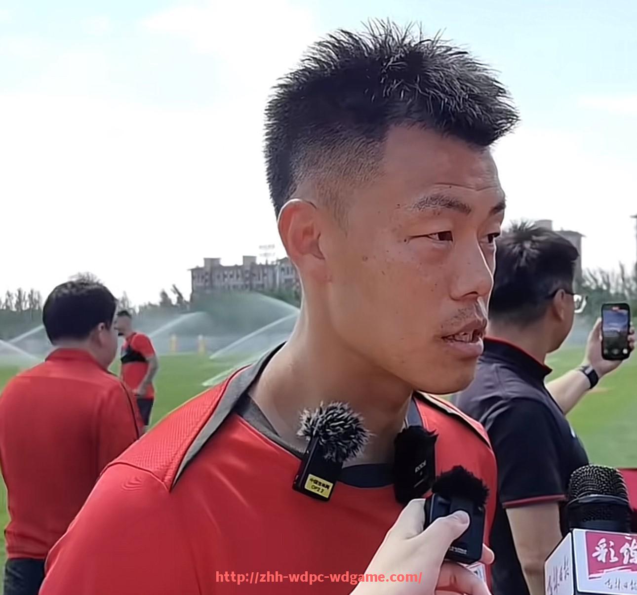 问鼎娱乐官方网站-为什么英超球队中本土英格兰球员数量较多？制度探究